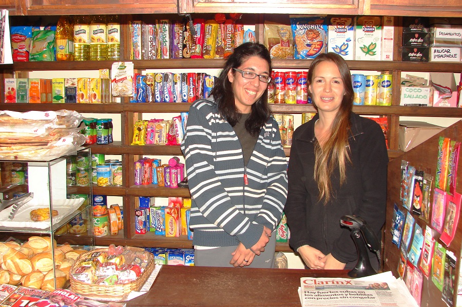 Florencia Arce y Guadalupe Graño, casada con Eduardo Biglieri.